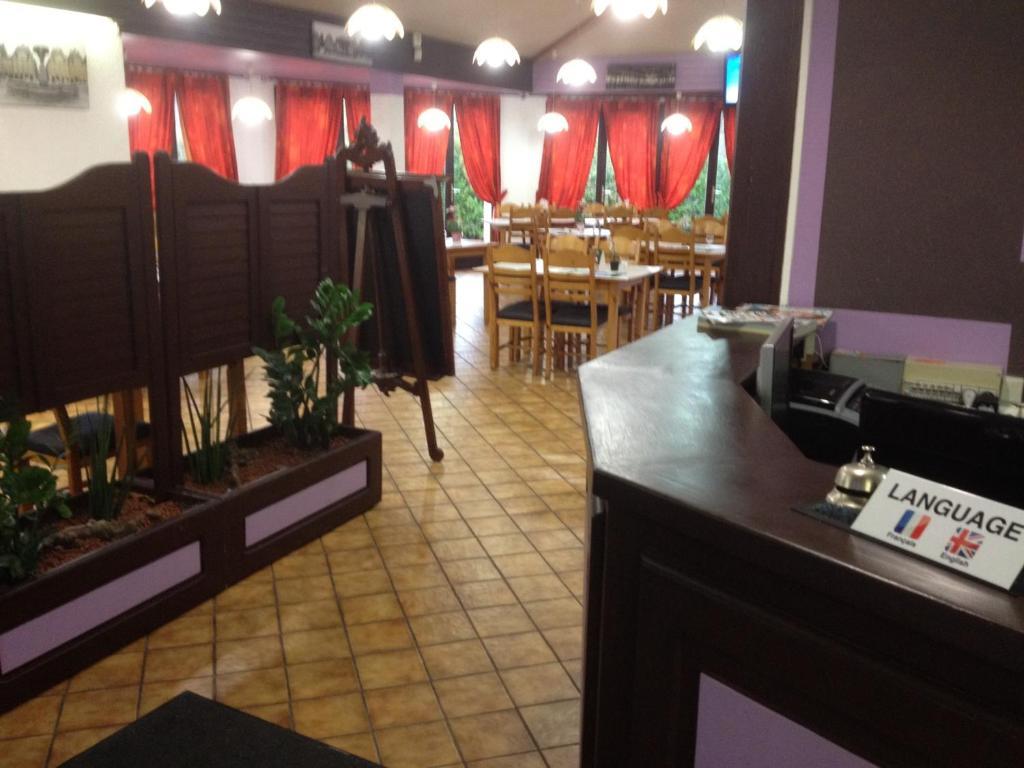 Hotel Fleuritel Charleville-Mézières المظهر الخارجي الصورة