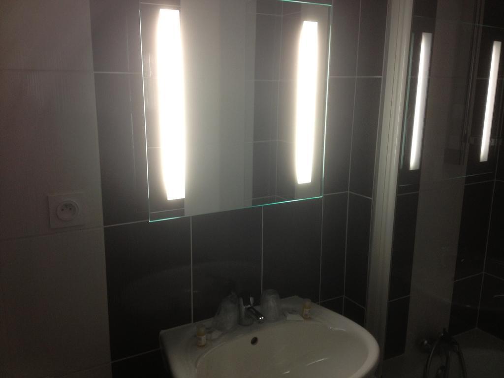 Hotel Fleuritel Charleville-Mézières المظهر الخارجي الصورة